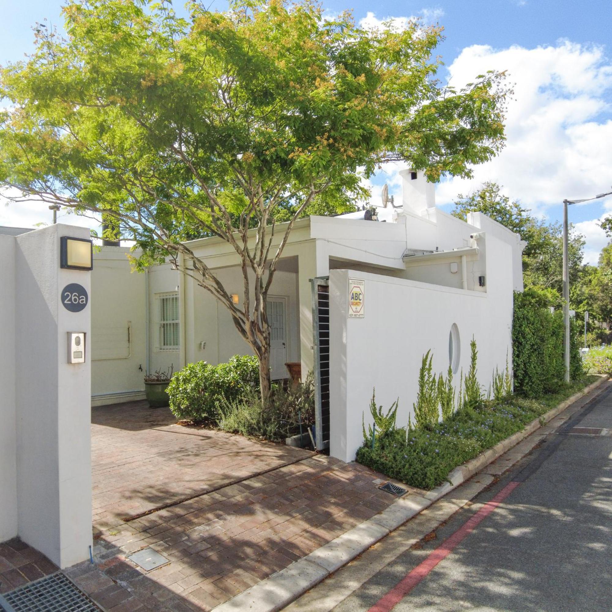 Laanhof Studios สเตลเลนบอช ภายนอก รูปภาพ